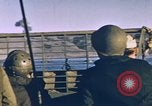 Standbild Landing Craft Fahrzeug Personal Nordafrika, 1942, aus Sekunde 7 historischem Filmmaterial Videoclip 65675030249