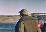 Standbild Landing Craft Fahrzeug Personal Nordafrika, 1942, aus Sekunde 15 historischem Filmmaterial Videoclip 65675030249