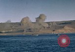 Standbild Landing Craft Fahrzeug Personal Nordafrika, 1942, aus Sekunde 26 historischem Filmmaterial Videoclip 65675030249