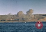 Standbild Landing Craft Fahrzeug Personal Nordafrika, 1942, aus Sekunde 31 historischem Filmmaterial Videoclip 65675030249