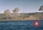 Standbild Landing Craft Fahrzeug Personal Nordafrika, 1942, aus Sekunde 40 historischem Filmmaterial Videoclip 65675030249
