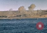 Standbild Landing Craft Fahrzeug Personal Nordafrika, 1942, aus Sekunde 42 historischem Filmmaterial Videoclip 65675030249