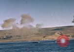 Standbild Landing Craft Fahrzeug Personal Nordafrika, 1942, aus Sekunde 50 historischem Filmmaterial Videoclip 65675030249