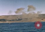 Standbild Landing Craft Fahrzeug Personal Nordafrika, 1942, aus Sekunde 52 historischem Filmmaterial Videoclip 65675030249