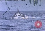 Standbild Allied Kriegsschiff Nordafrika, 1942, aus Sekunde 1 historischem Filmmaterial Videoclip 65675030251