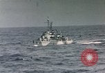 Standbild Allied Kriegsschiff Nordafrika, 1942, aus Sekunde 8 historischem Filmmaterial Videoclip 65675030251