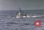 Standbild Allied Kriegsschiff Nordafrika, 1942, aus Sekunde 10 historischem Filmmaterial Videoclip 65675030251