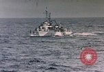 Standbild Allied Kriegsschiff Nordafrika, 1942, aus Sekunde 19 historischem Filmmaterial Videoclip 65675030251