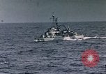 Standbild Allied Kriegsschiff Nordafrika, 1942, aus Sekunde 21 historischem Filmmaterial Videoclip 65675030251