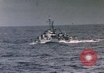 Standbild Allied Kriegsschiff Nordafrika, 1942, aus Sekunde 23 historischem Filmmaterial Videoclip 65675030251