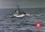 Standbild Allied Kriegsschiff Nordafrika, 1942, aus Sekunde 34 historischem Filmmaterial Videoclip 65675030251