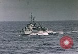 Standbild Allied Kriegsschiff Nordafrika, 1942, aus Sekunde 35 historischem Filmmaterial Videoclip 65675030251