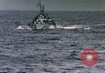 Standbild Allied Kriegsschiff Nordafrika, 1942, aus Sekunde 43 historischem Filmmaterial Videoclip 65675030251