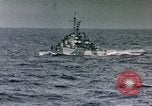 Standbild Allied Kriegsschiff Nordafrika, 1942, aus Sekunde 49 historischem Filmmaterial Videoclip 65675030251