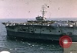 Standbild Allied Kriegsschiff Nordafrika, 1942, aus Sekunde 59 historischem Filmmaterial Videoclip 65675030251