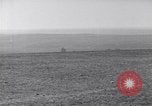Standbild 1 Division AEF Truppen in der Ausbildung Frankreich, 1917, aus Sekunde 13 historischem Filmmaterial Videoclip 65675030255