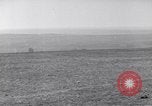 Standbild 1 Division AEF Truppen in der Ausbildung Frankreich, 1917, aus Sekunde 16 historischem Filmmaterial Videoclip 65675030255