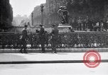 Image Jardin des Tuileries Paris France, 1919, de la seconde 23 séquences d'archives historiques vidéo 65675030269