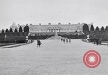 Image jardins de Versailles Versailles France, 1918, de la seconde 5 séquences d'archives historiques vidéo 65675030271