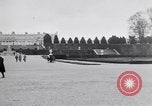 Image jardins de Versailles Versailles France, 1918, de la seconde 13 séquences d'archives historiques vidéo 65675030271