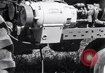 Image tracteur générateur alimenté Hinsdale Illinois USA, 1954, de la seconde 13 séquences d'archives historiques vidéo 65675030289