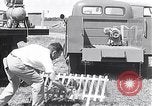 Image tracteur générateur alimenté Hinsdale Illinois USA, 1954, de la seconde 24 séquences d'archives historiques vidéo 65675030289