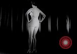 Image Miss Europe Concours France, 1954, de la seconde 6 séquences d'archives historiques vidéo 65675030292