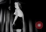 Image Miss Europe Concours France, 1954, de la seconde 15 séquences d'archives historiques vidéo 65675030292