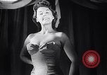 Image Miss Europe Concours France, 1954, de la seconde 28 séquences d'archives historiques vidéo 65675030292