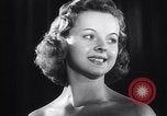 Image Miss Europe Concours France, 1954, de la seconde 36 séquences d'archives historiques vidéo 65675030292