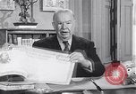 Immagine di Charles Coburn United States USA, 1954, secondo 16 filmato di repertorio 65675030293