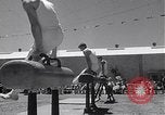 Immagine di Xxii svizzero di ginnastica americano San Francisco California USA, 1954, secondo 12 filmato di repertorio 65675030300