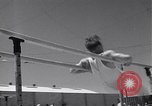 Immagine di Xxii svizzero di ginnastica americano San Francisco California USA, 1954, secondo 23 filmato di repertorio 65675030300