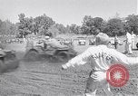 Standbild Jeeping World Championship Yakima Washington USA, 1954, aus Sekunde 7 historischem Filmmaterial Videoclip 65675030302