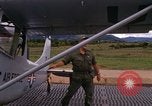 Standbild Forward Air Controller Vietnam, 1966, aus Sekunde 31 historischem Filmmaterial Videoclip 65675030304
