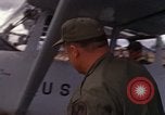 Standbild Forward Air Controller Vietnam, 1966, aus Sekunde 48 historischem Filmmaterial Videoclip 65675030304