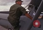 Standbild Forward Air Controller Vietnam, 1966, aus Sekunde 50 historischem Filmmaterial Videoclip 65675030304
