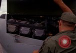 Standbild Forward Air Controller Vietnam, 1966, aus Sekunde 54 historischem Filmmaterial Videoclip 65675030304