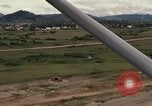 Standbild O 1E Flugzeuge Vietnam, 1966, aus Sekunde 8 historischem Filmmaterial Videoclip 65675030308