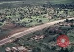 Standbild O 1E Flugzeuge Vietnam, 1966, aus Sekunde 49 historischem Filmmaterial Videoclip 65675030308