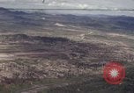 Image O 1e avion Vietnam, 1966, de la seconde 1 séquences d'archives historiques vidéo 65675030309