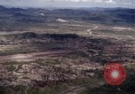 Image O 1e avion Vietnam, 1966, de la seconde 13 séquences d'archives historiques vidéo 65675030309
