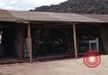 Standbild sandbagged Checkpoint Vietnam, 1966, aus Sekunde 19 historischem Filmmaterial Videoclip 65675030310