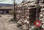 Standbild sandbagged Checkpoint Vietnam, 1966, aus Sekunde 33 historischem Filmmaterial Videoclip 65675030310