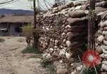 Standbild sandbagged Checkpoint Vietnam, 1966, aus Sekunde 35 historischem Filmmaterial Videoclip 65675030310