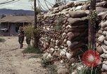 Standbild sandbagged Checkpoint Vietnam, 1966, aus Sekunde 36 historischem Filmmaterial Videoclip 65675030310