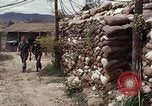 Standbild sandbagged Checkpoint Vietnam, 1966, aus Sekunde 37 historischem Filmmaterial Videoclip 65675030310