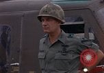 Standbild UH 1D Hubschrauber Vietnam, 1966, aus Sekunde 3 historischem Filmmaterial Videoclip 65675030314