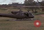 Standbild UH 1D Hubschrauber Vietnam, 1966, aus Sekunde 12 historischem Filmmaterial Videoclip 65675030314