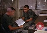 Immagine di United States Air Force pilot Il Vietnam, 1966, secondo 27 filmato di repertorio 65675030318